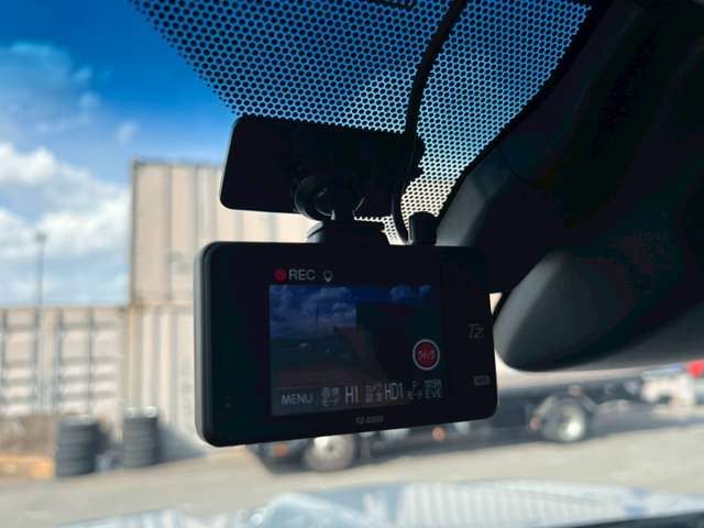 TOYOTA LANDCRUISER PRADO 2023