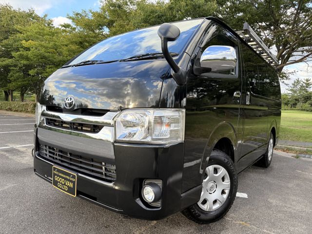 TOYOTA HIACE van 4WD 2015