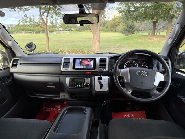 TOYOTA HIACE van 4WD 2015