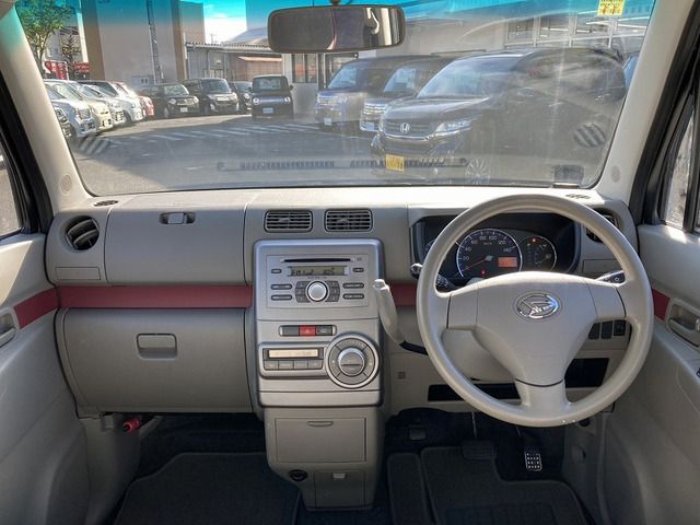 DAIHATSU MOVE CONTE 2010