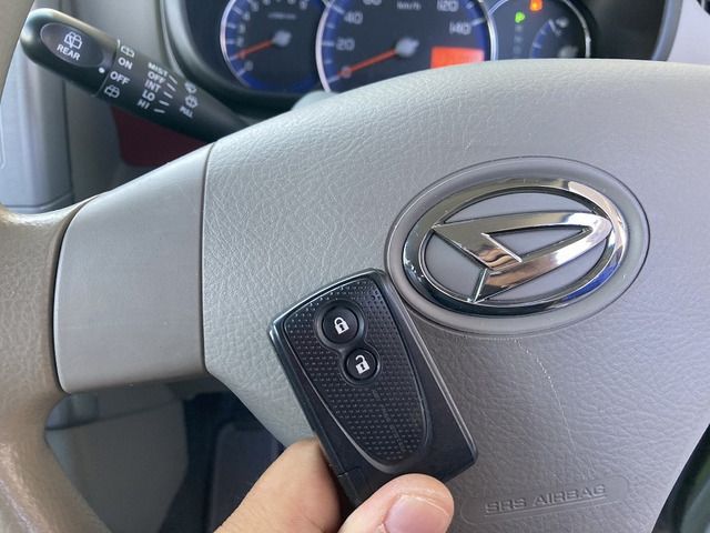 DAIHATSU MOVE CONTE 2010