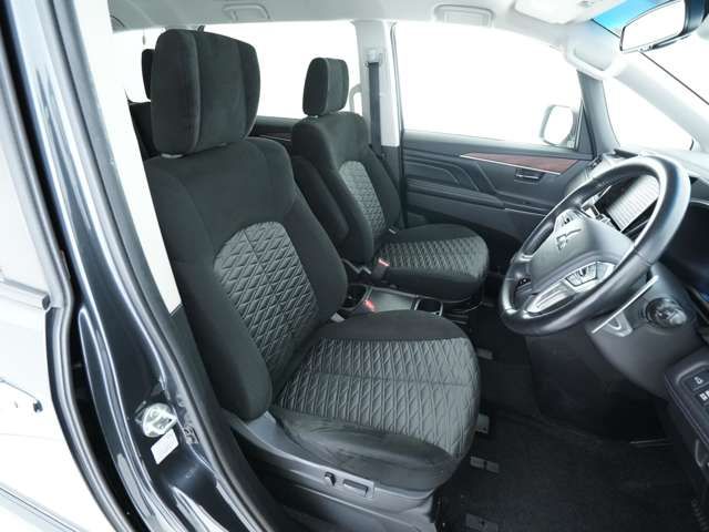 MITSUBISHI DELICA D:5 4WD 2023