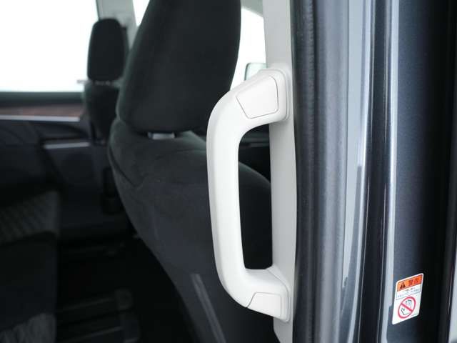 MITSUBISHI DELICA D:5 4WD 2023