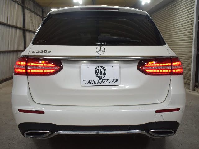 MERCEDES BENZ MERCEDES BENZ E class stationwagon 2021