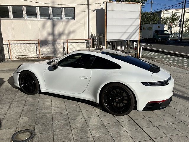 PORSCHE PORSCHE 911 2024