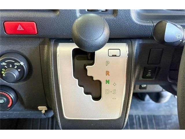 TOYOTA REGIUSACE van 4WD 2018