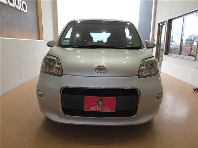 TOYOTA PORTE 2012