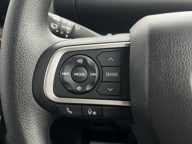 DAIHATSU TANTO FAN CROSS 2024