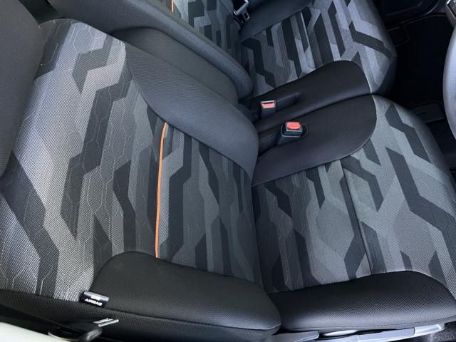 DAIHATSU TANTO FAN CROSS 2024