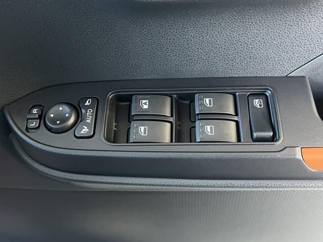 DAIHATSU TANTO FAN CROSS 2024