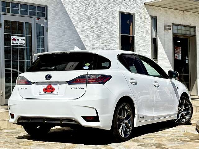 TOYOTA LEXUS CT200h 2014