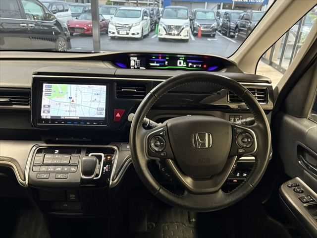 HONDA STEPWAGON SPADA HYBRID 2017