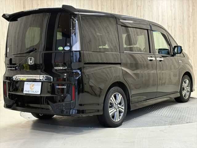 HONDA STEPWAGON SPADA HYBRID 2017