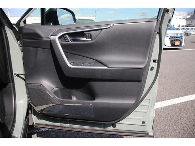 TOYOTA RAV4 4WD 2023