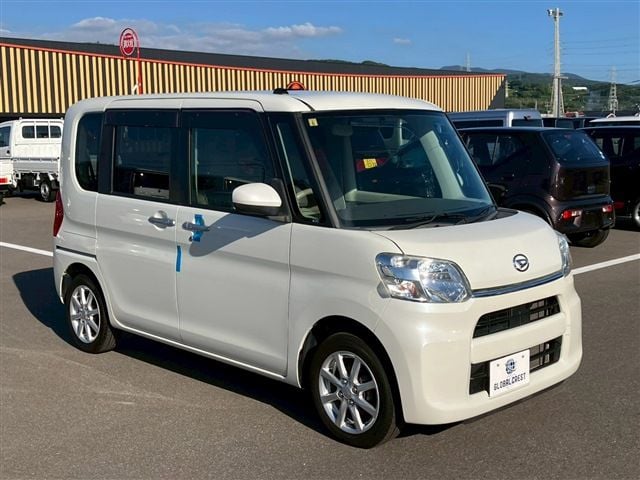 DAIHATSU TANTO 2018