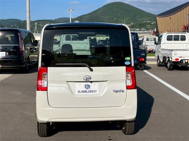 DAIHATSU TANTO 2018