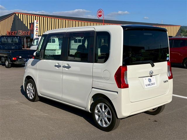 DAIHATSU TANTO 2018