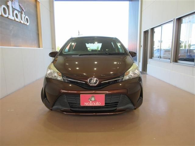 TOYOTA VITZ 2014