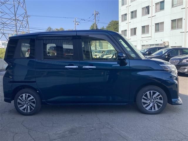 TOYOTA ROOMY 4WD 2023