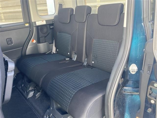 TOYOTA ROOMY 4WD 2023