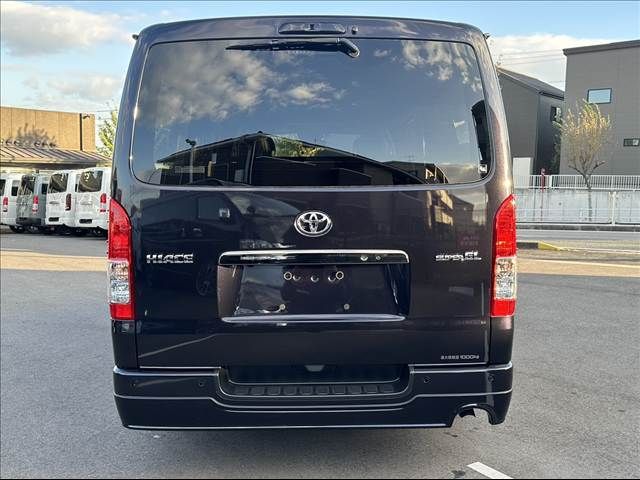 TOYOTA HIACE van 2WD 2024