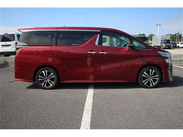 TOYOTA VELLFIRE 2018