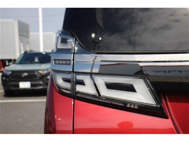 TOYOTA VELLFIRE 2018