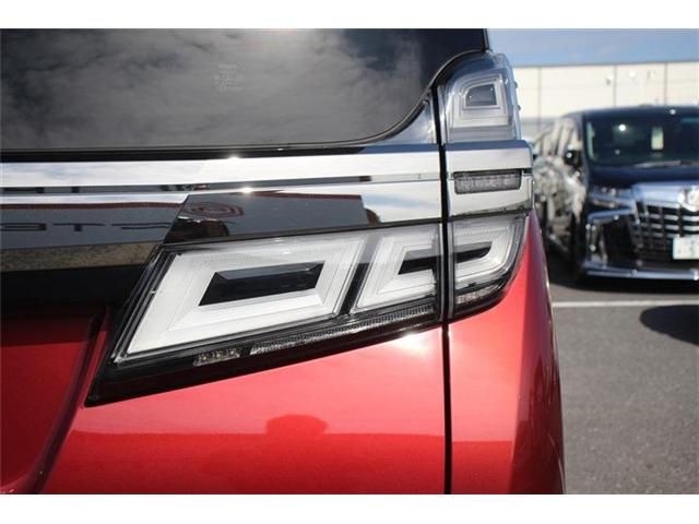 TOYOTA VELLFIRE 2018