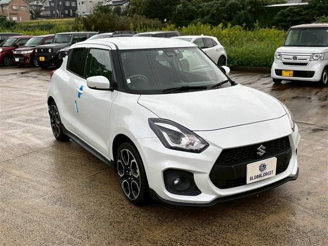 SUZUKI SWIFT 2023