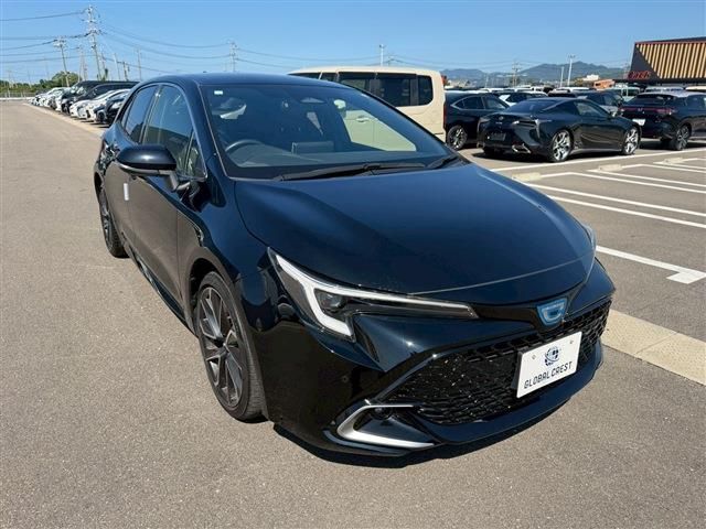 TOYOTA COROLLA SPORT HYBRID 2023