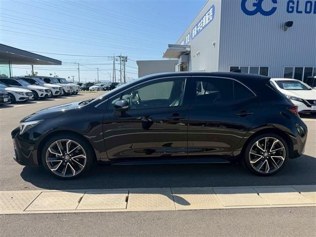 TOYOTA COROLLA SPORT HYBRID 2023