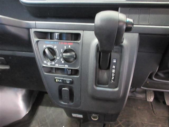 DAIHATSU HIJET CARGO 2019