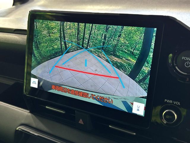 TOYOTA VOXY HYBRID 2025