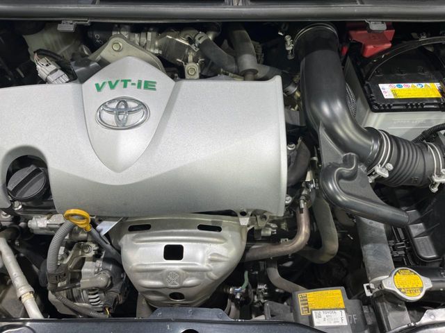 TOYOTA SIENTA 2015