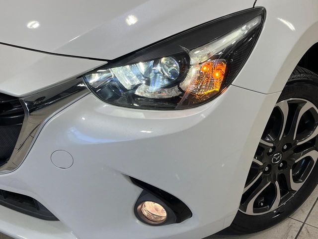 MAZDA DEMIO 4WD 2015