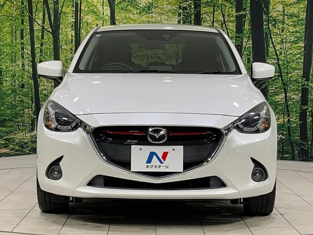 MAZDA DEMIO 4WD 2015