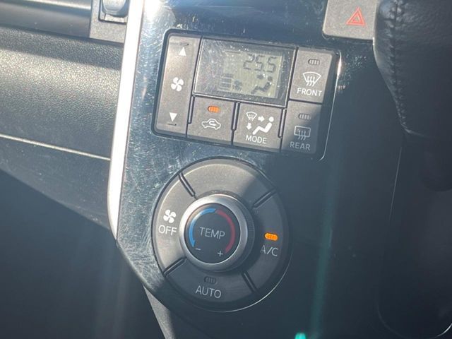 DAIHATSU TANTO CUSTOM 4WD 2015