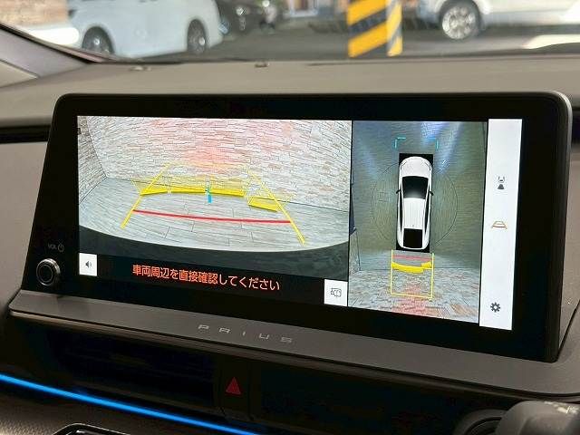 TOYOTA PRIUS 4WD 2023