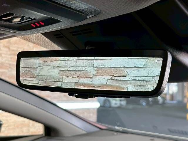 TOYOTA PRIUS 4WD 2023