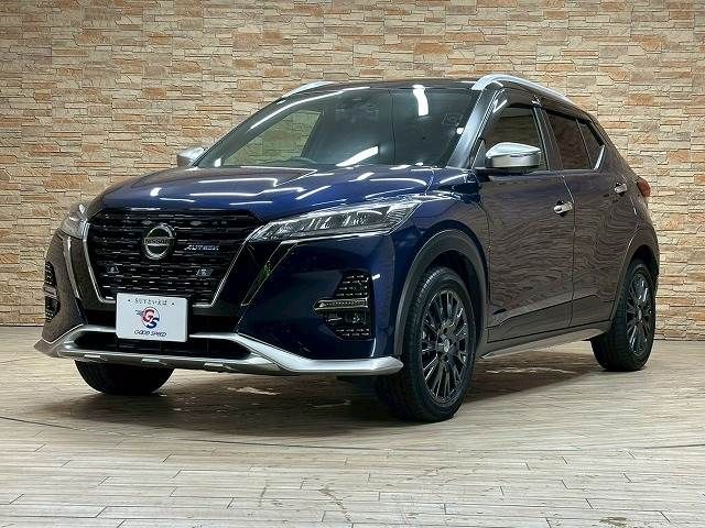 NISSAN KICKS 2022