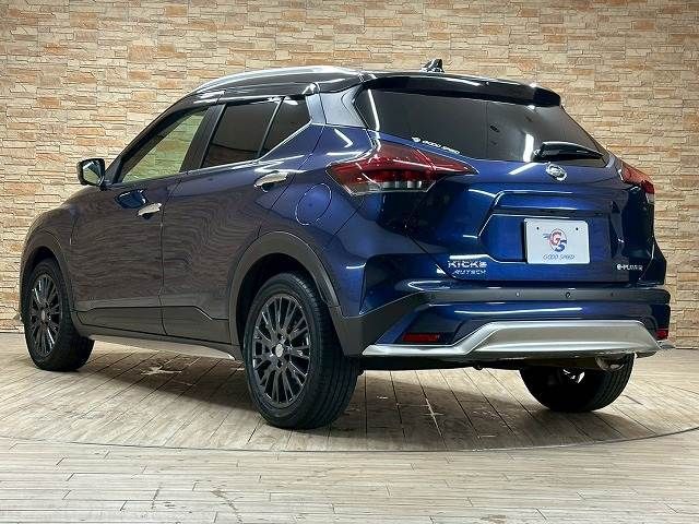 NISSAN KICKS 2022