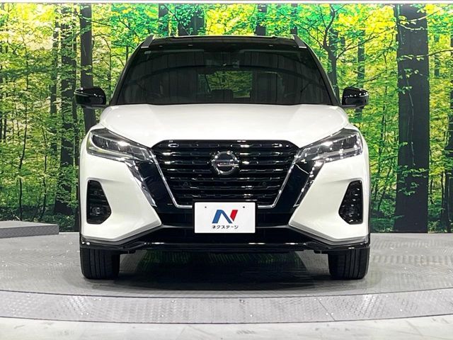 NISSAN KICKS 2021