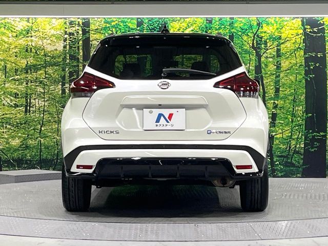 NISSAN KICKS 2021