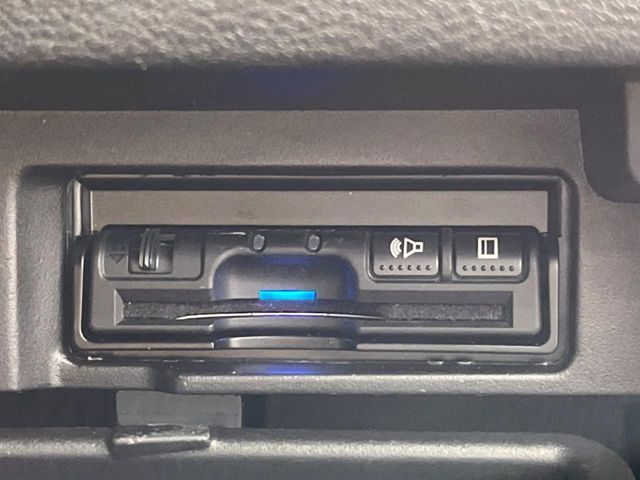 NISSAN SERENA  S-HYBRID 2019