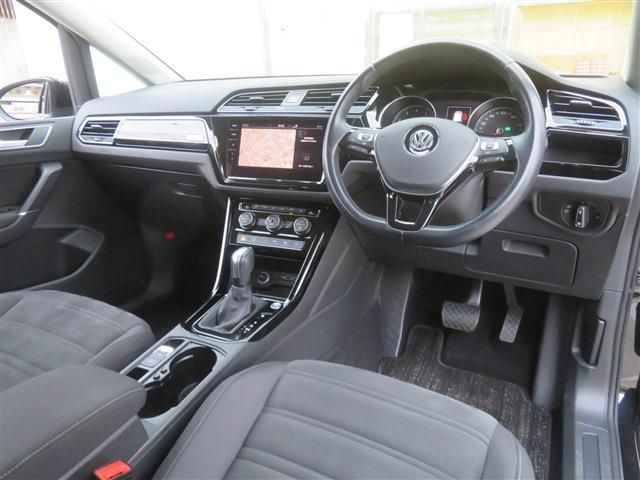 VOLKSWAGEN VOLKSWAGEN GOLF TOURAN 2021