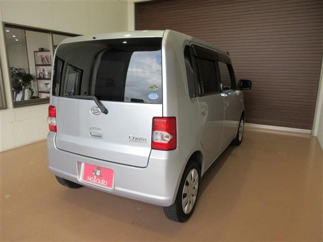 DAIHATSU MOVE CONTE 2010