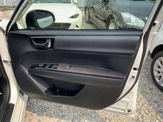 TOYOTA COROLLA FIELDER 2018