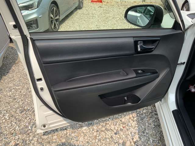 TOYOTA COROLLA FIELDER 2018