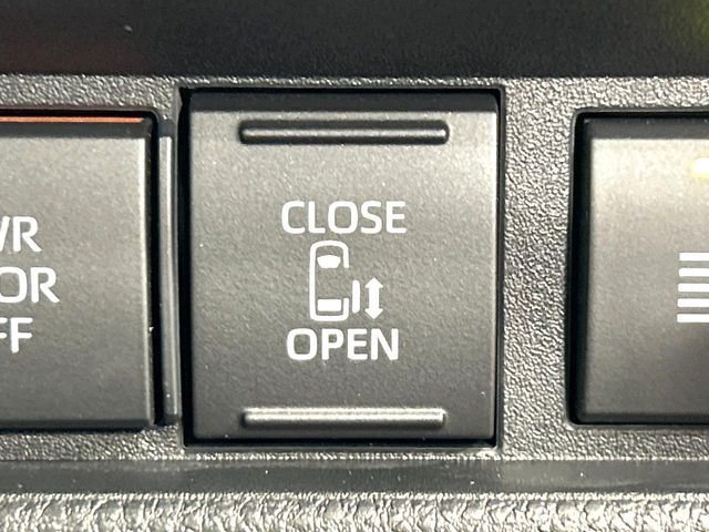 TOYOTA SIENTA HYBRID 2023