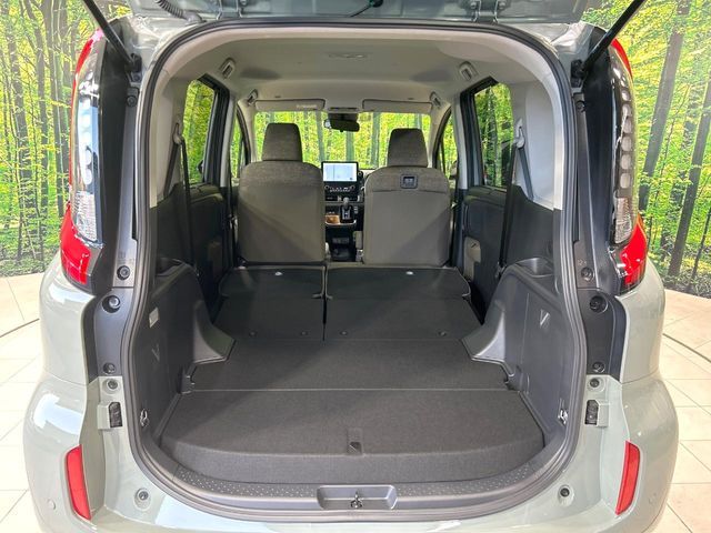 TOYOTA SIENTA HYBRID 2023